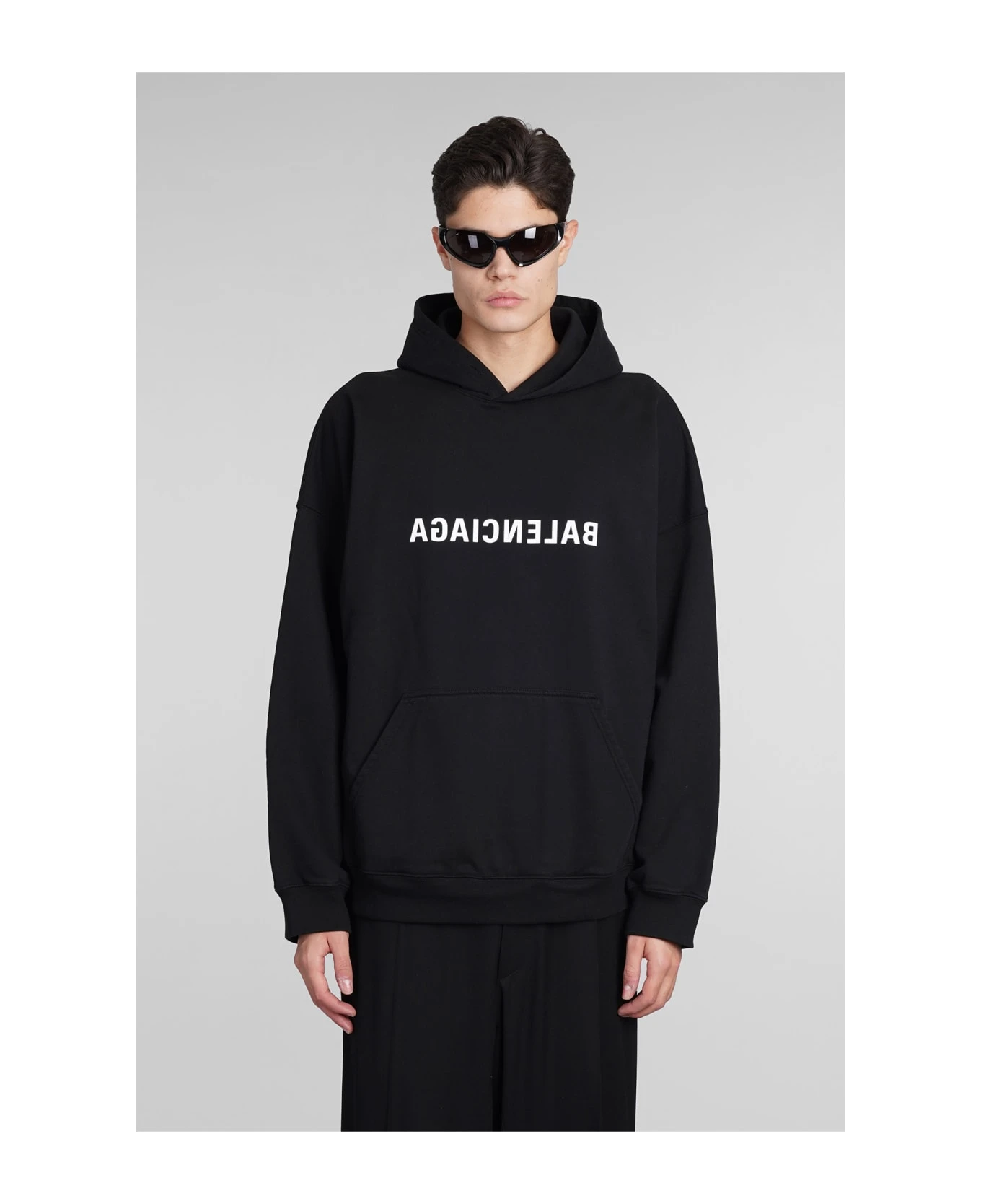 Balenciaga Sweatshirt In Black Cotton 3 Balenciaga Sweatshirt In Black Cotton
