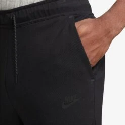 Nike Sweatpants NSW Tech Fleece Lightweight - Black -Sports Clothing 2cfb4b83da82