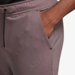 Nike Sweatpants NSW Tech Fleece Lightweight - Plum -Sports Clothing 3198d1f26781