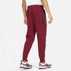 Nike Sweatpants NSW Tech Fleece - Team Red/University Red -Sports Clothing 5588933be182