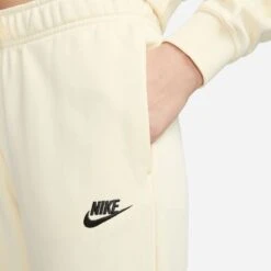Nike Sweatpants NSW Club Fleece - Coconut Milk/Black Woman -Sports Clothing 6031ae06cf1a