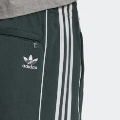 Adidas Originals Sweatpants Essentials Rekive - Mineral Green/White -Sports Clothing 76e8985612b6