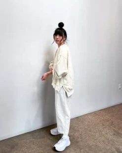 Korean AssemblyKarlie Sweatshirt - Cream 15 Korean AssemblyKarlie Sweatshirt - Cream -Sports Clothing Karlie Sweatshirt Cream 20231029215653