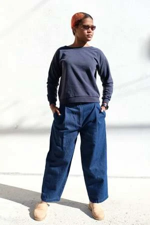 JungmavenLaguna Cropped Sweatshirt - Navy 3 JungmavenLaguna Cropped Sweatshirt - Navy