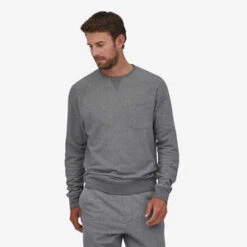 PatagoniaMahnya Fleece Crewneck Sweatshirt - Noble Grey -Sports Clothing Patagonia Men s Mahnya Fleece Crewneck Sweatshirt Noble Grey 20230928215843 1