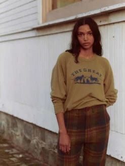 The Great.The College Sweatshirt W/ Gaucho Graphic - Washed Fir Green 7 The Great.The College Sweatshirt W/ Gaucho Graphic - Washed Fir Green -Sports Clothing The College Sweatshirt w Gaucho Graphic Washed Fir Green 20230927230345 1