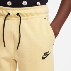 Nike Sweatpants NSW Tech Fleece - Yellow/Black Kids 10 Nike Sweatpants NSW Tech Fleece - Yellow/Black Kids -Sports Clothing bb15ef1a79d4