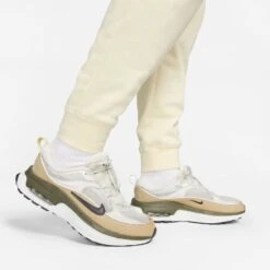 Nike Sweatpants NSW Club Fleece - Coconut Milk/Black Woman -Sports Clothing e638d2077eb8